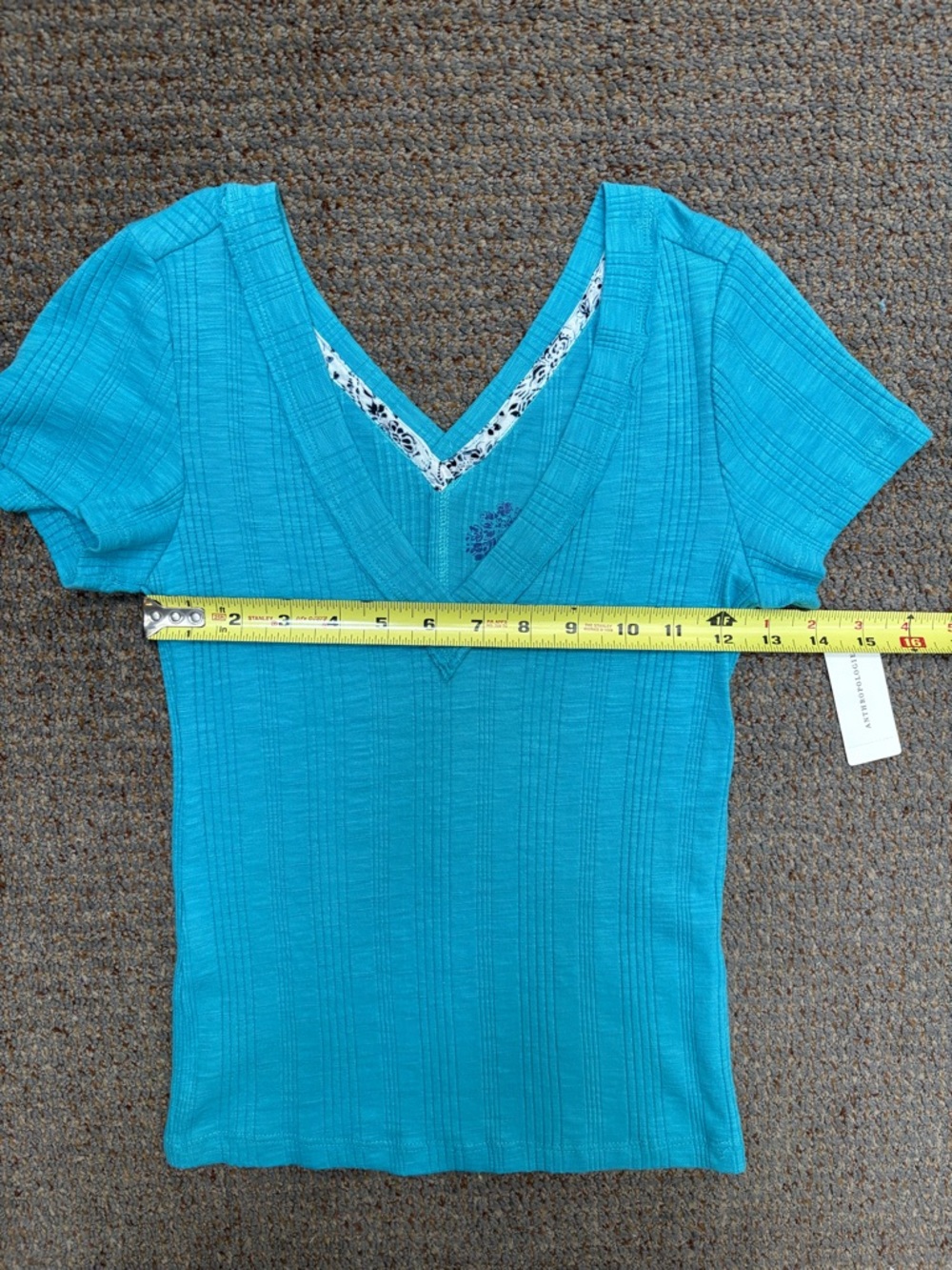 Pilcro Ribbed V-Neck Short Sleeve Top - Picture 5 of 7